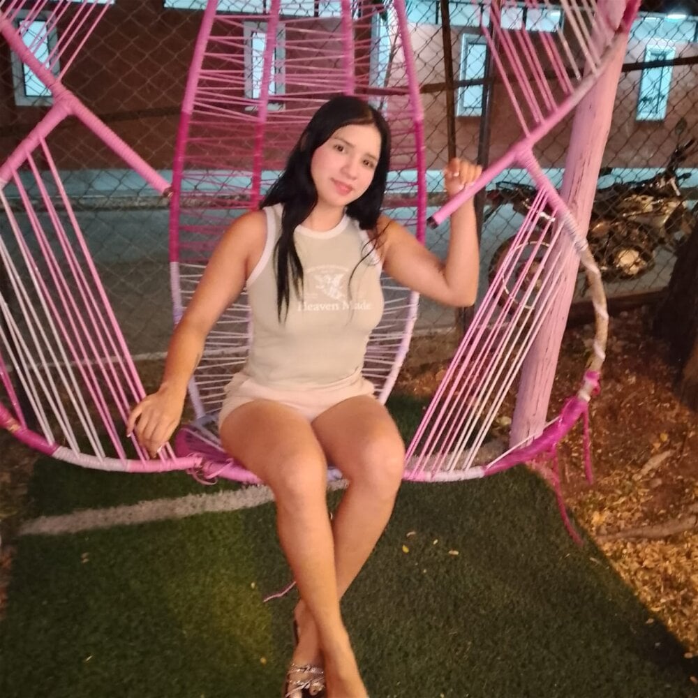 myla_carter Chatroom