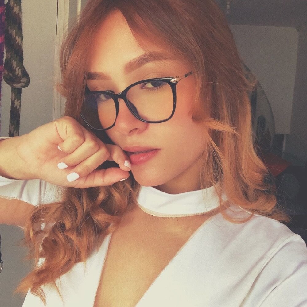naho_val Chatroom