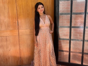 naomi-queen2