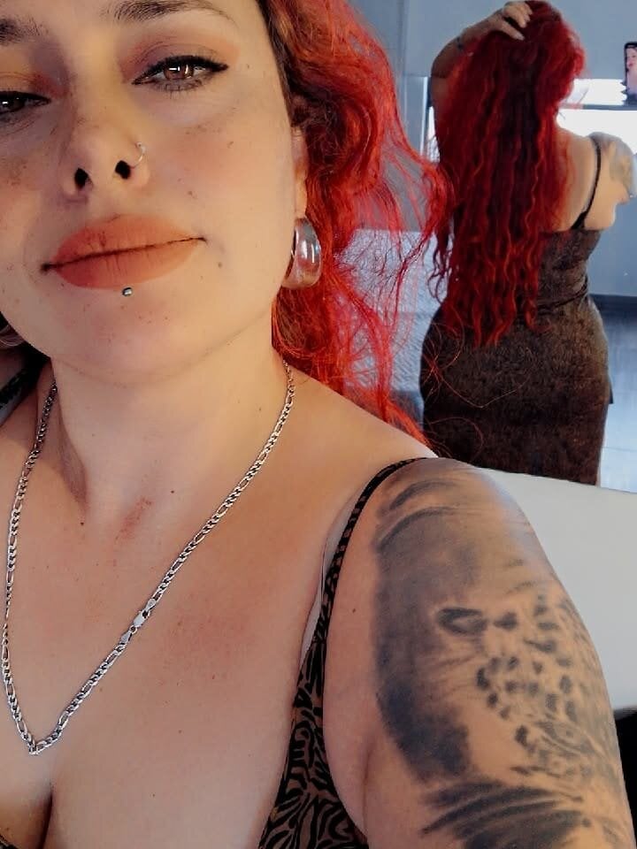 naoomi_milf Chatroom