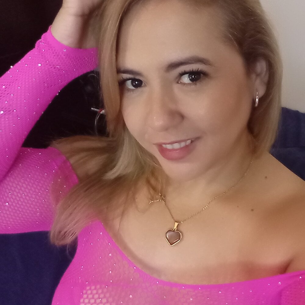 nathaly1daniels Chatroom