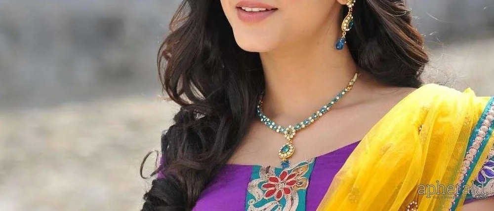 nayan-sweet Chatroom