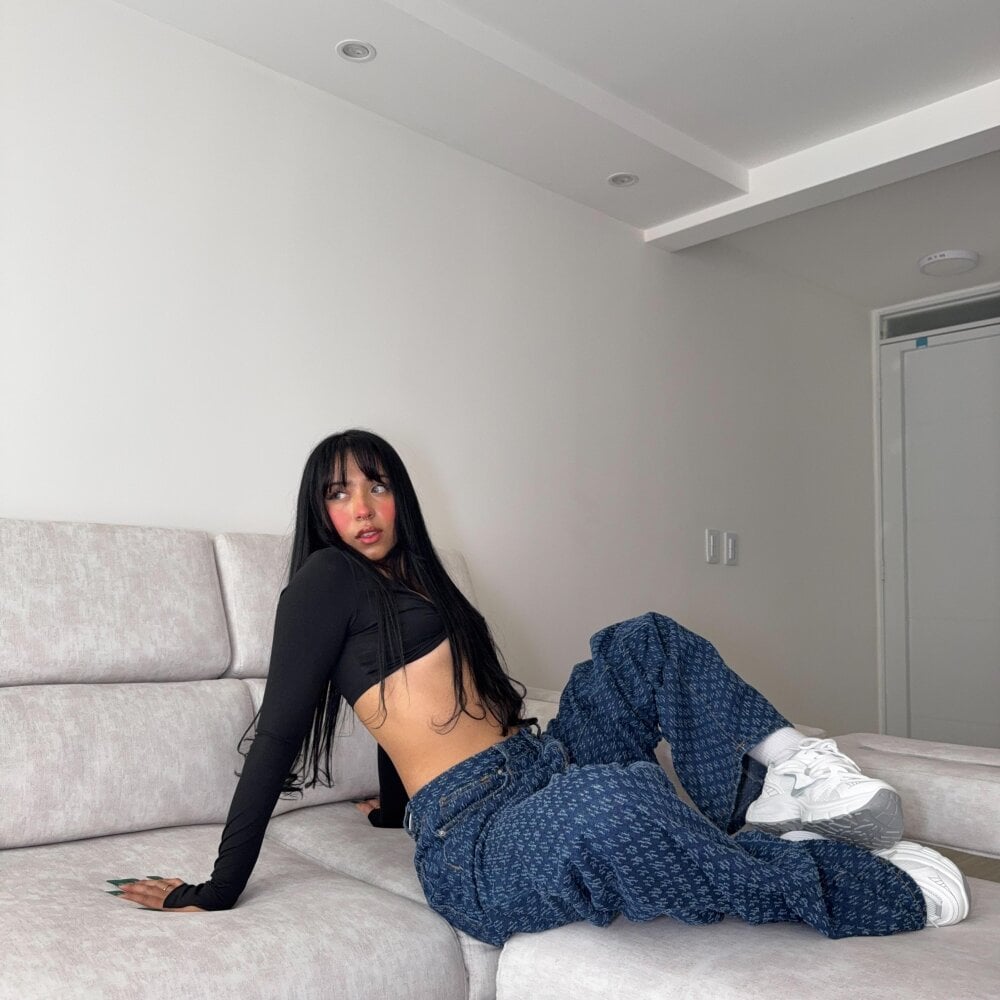 nayraleon_a Chatroom