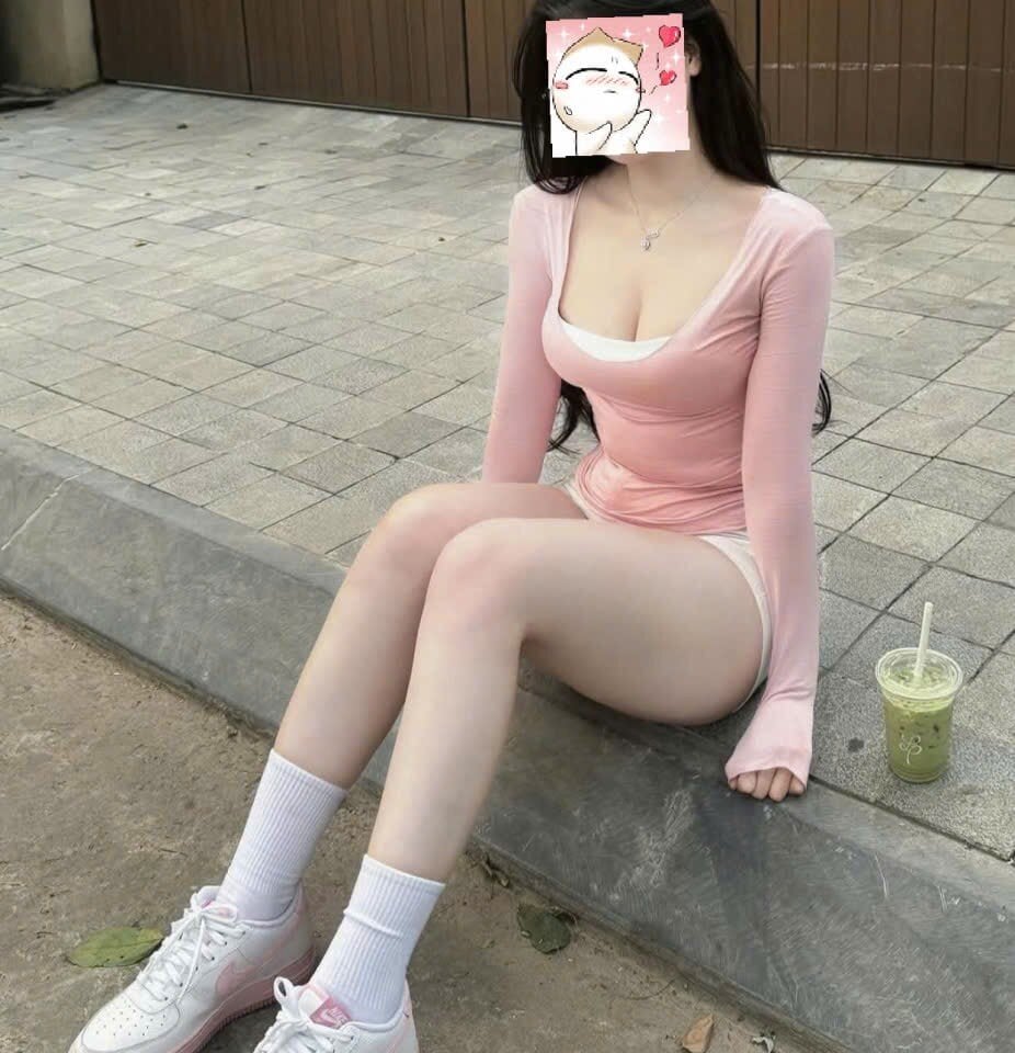 nhi_miranda Chatroom