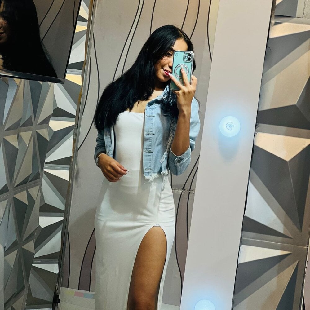 nicole_samanthaa Chatroom
