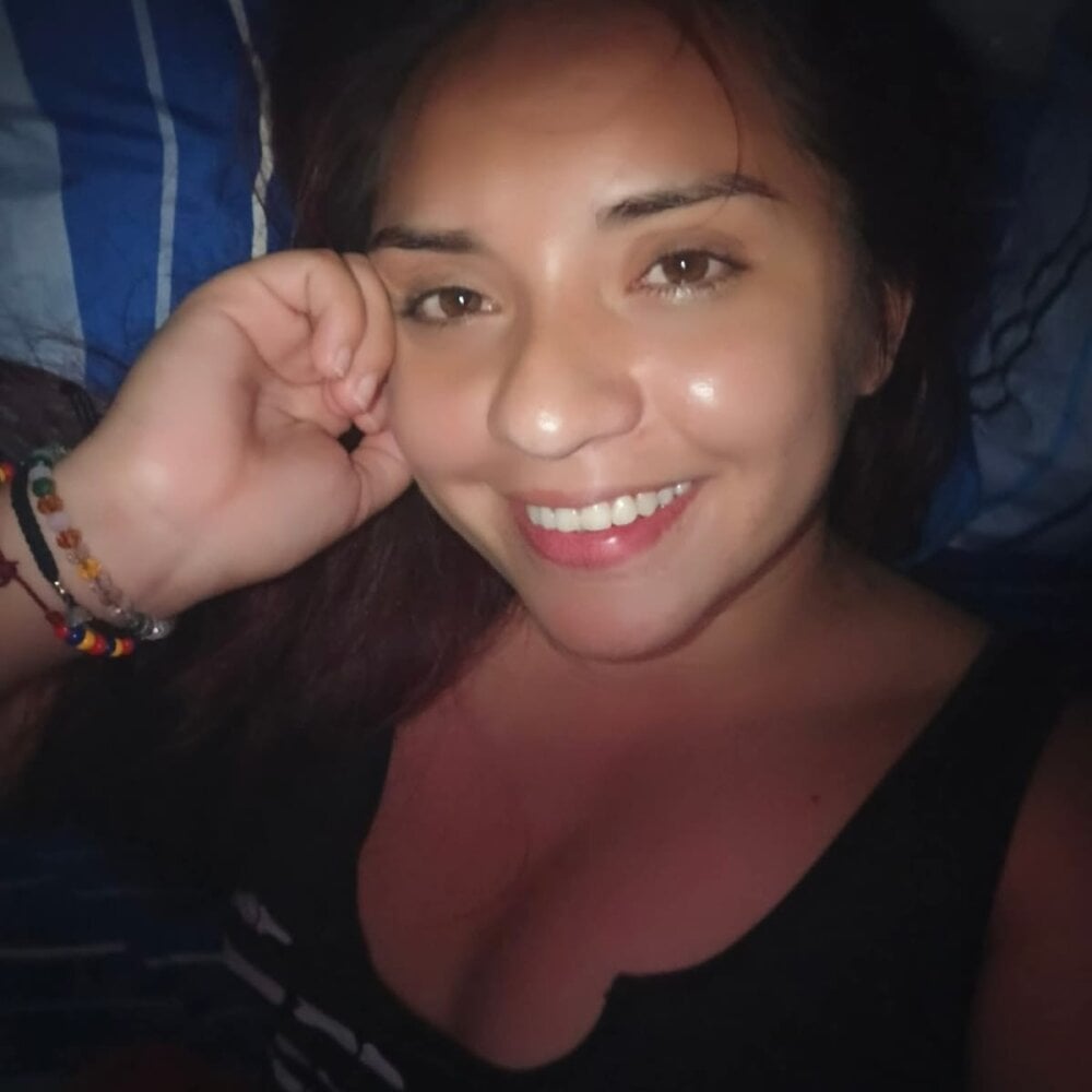 nicoll_crazzy Chatroom