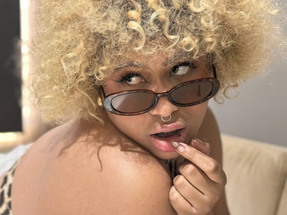 niki_wild18 Chatroom
