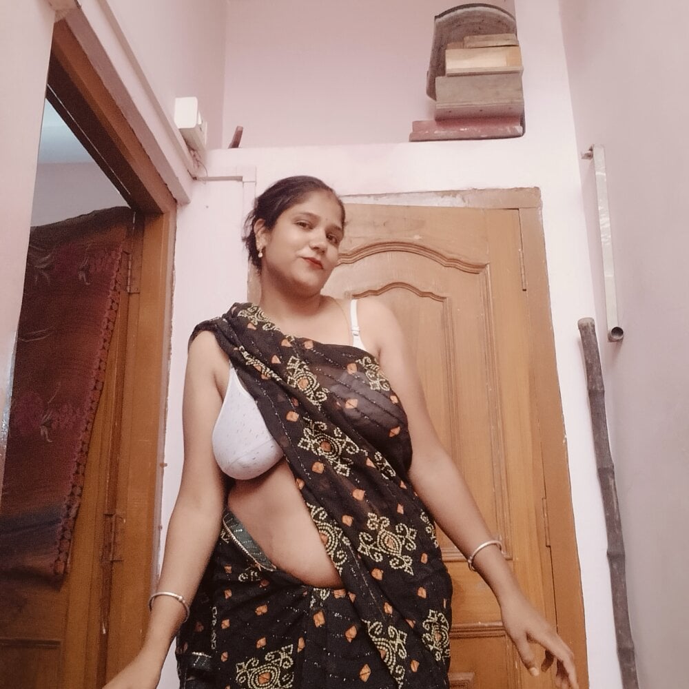 nisha_sweet Chatroom
