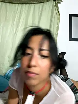 nnicole_boomm Chatroom