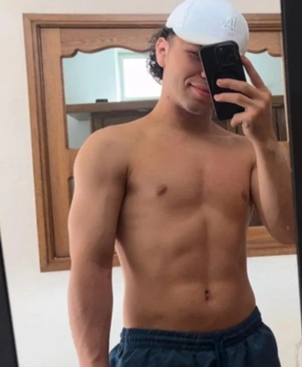 noahwalker_ Chatroom