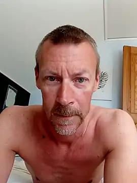 older43 Chatroom