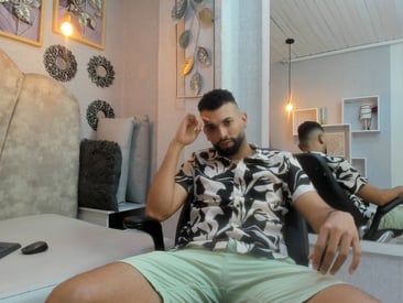 onlymen2025's Live Webcam onlymen2025