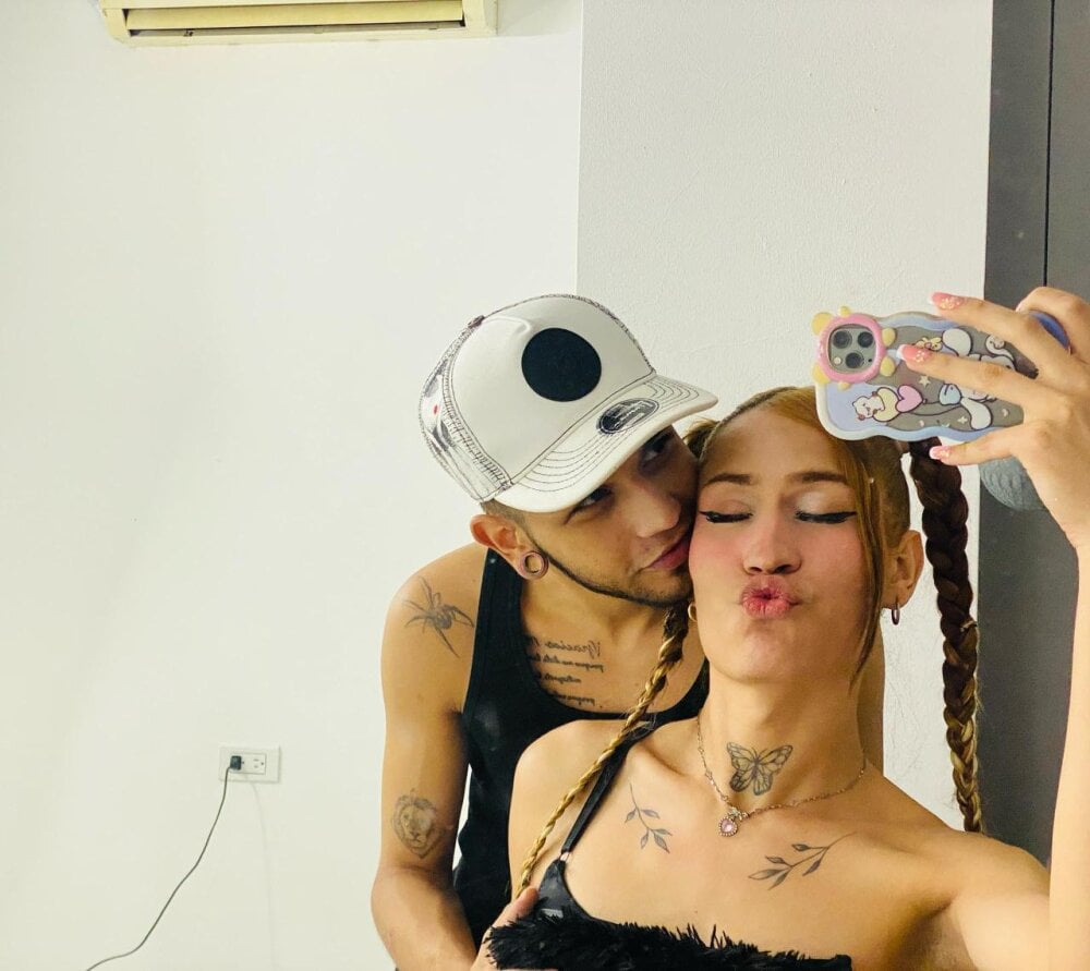 partyfuckingcrazy Chatroom