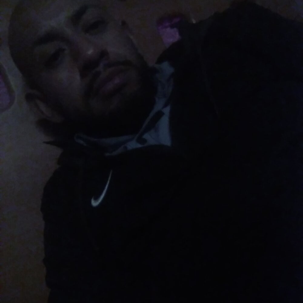 pineda1689 Chatroom