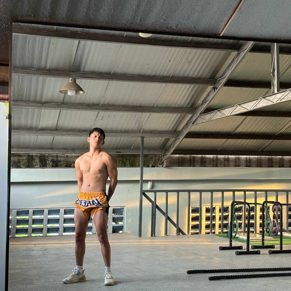 pinkcock_froi2305 Chatroom