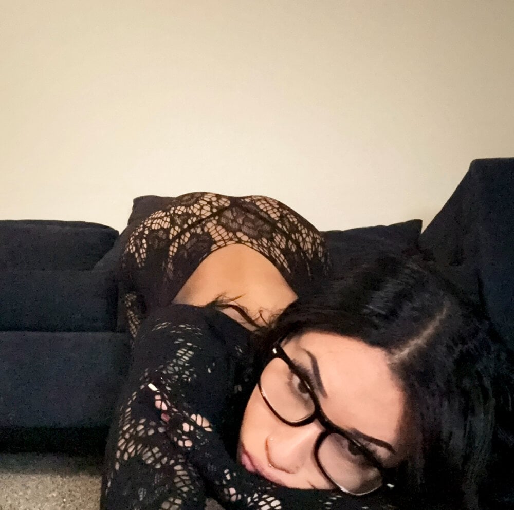 playboylola Chatroom