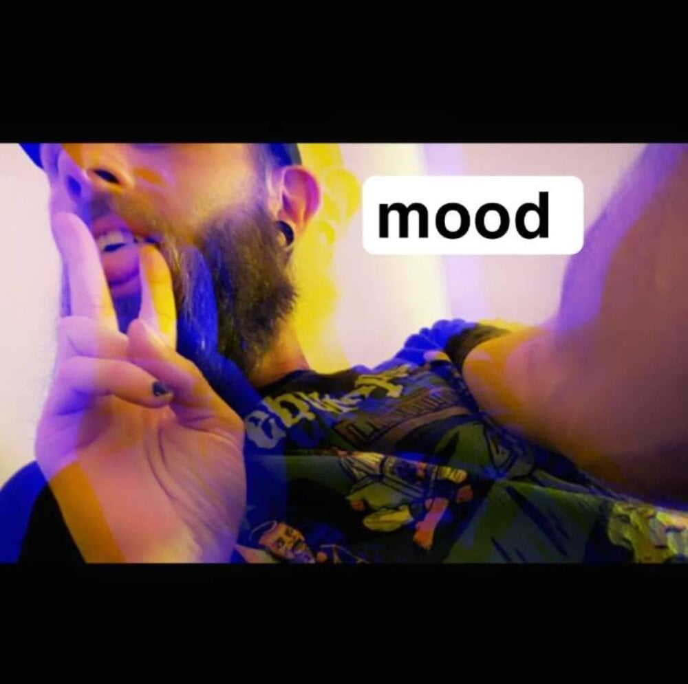 poonwolf Chatroom