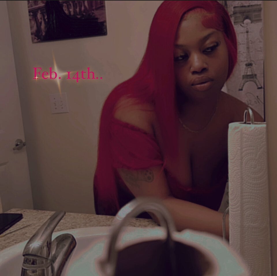 pretteegirlll Webcam Profile Picture pretteegirlll Chatroom