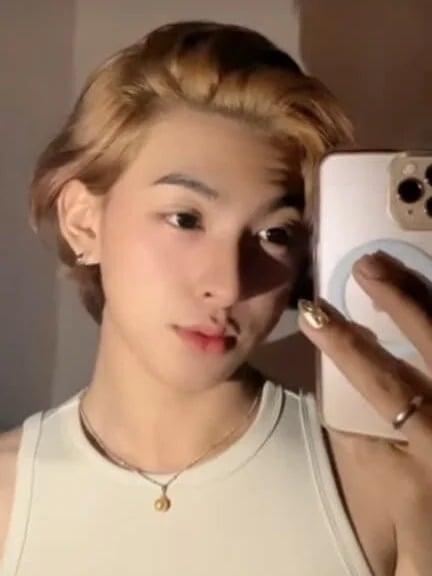 pretty_lei Chatroom