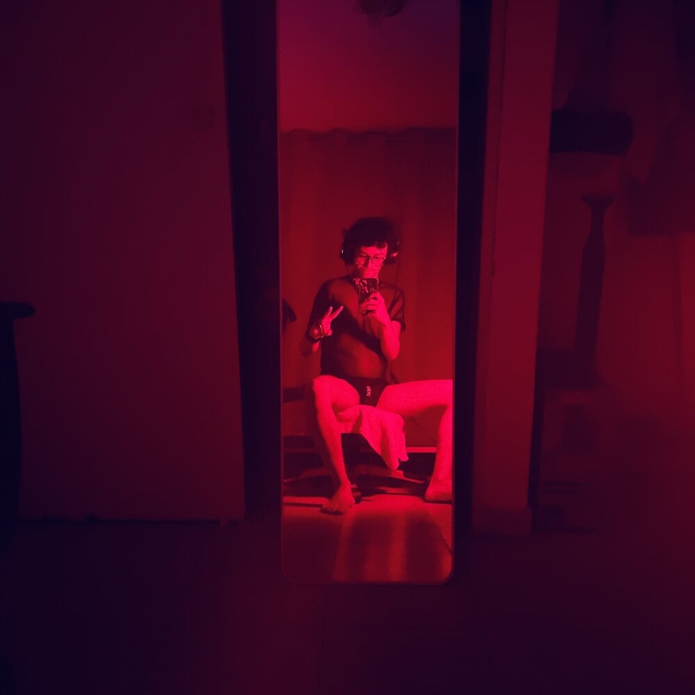 pup_edan Chatroom