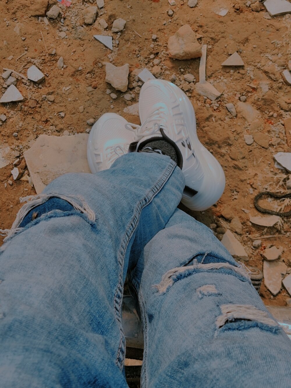 rahul_6inch_ Chatroom