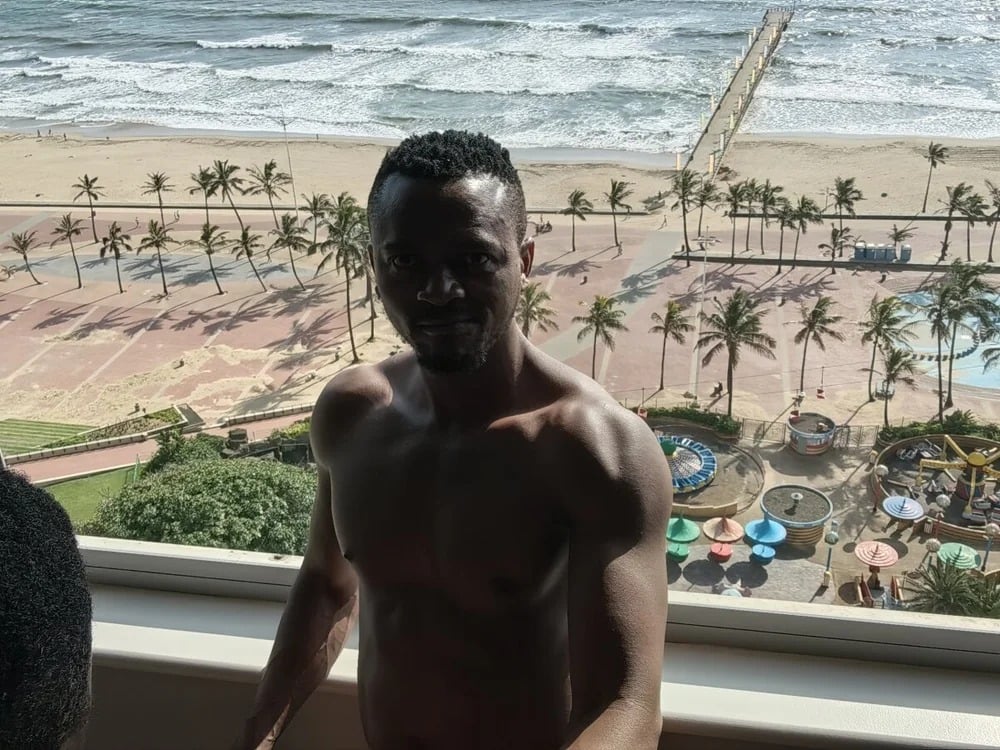 rawAfricanBoyz Chatroom