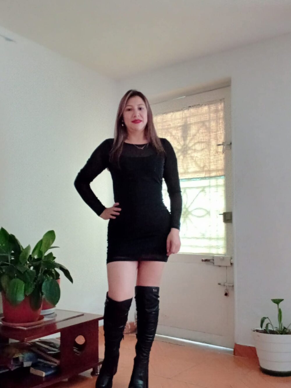raxxeelbigass Chatroom