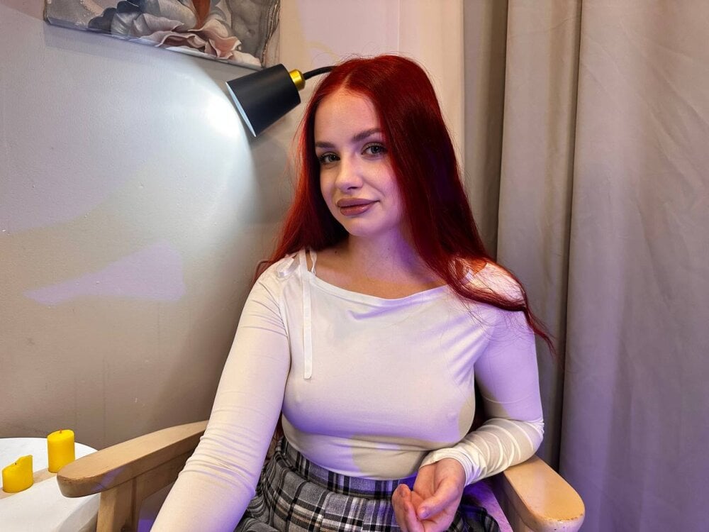 redhead_ariel Chatroom
