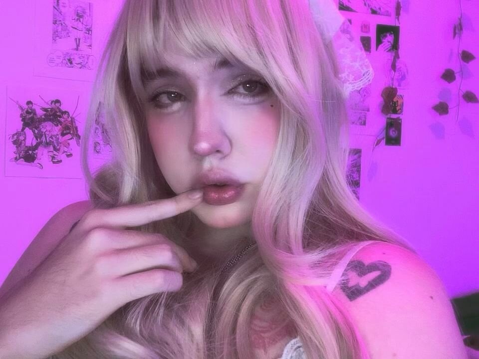 reiko_doll Webcam Profile Picture reiko_doll Chatroom