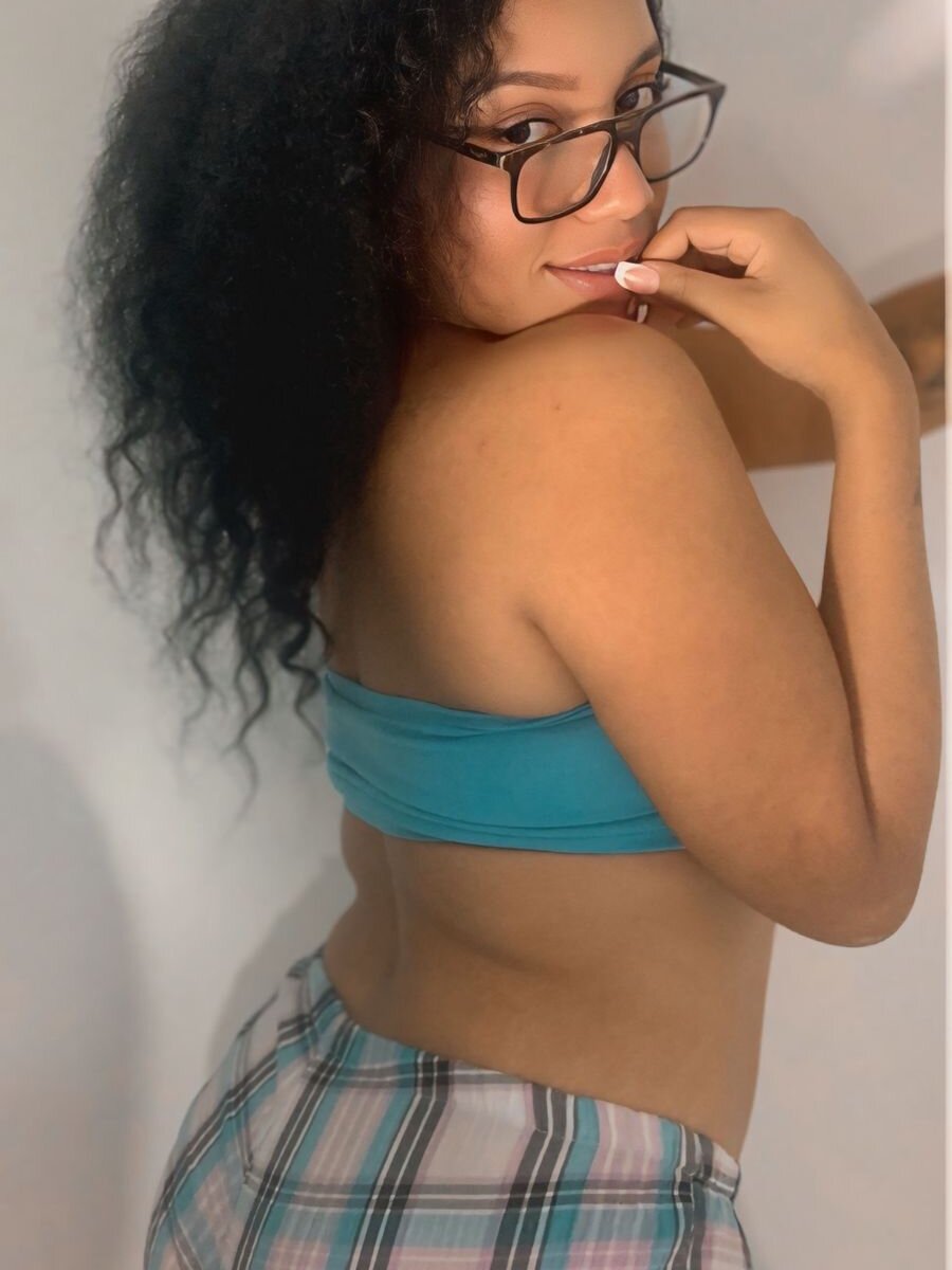 rosariio_hot Chatroom
