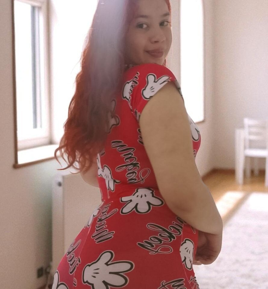 roxana_santini Chatroom