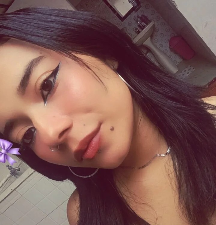 roxane_vega Chatroom