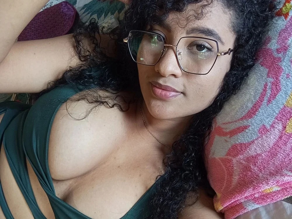 roxy_domnin Chatroom