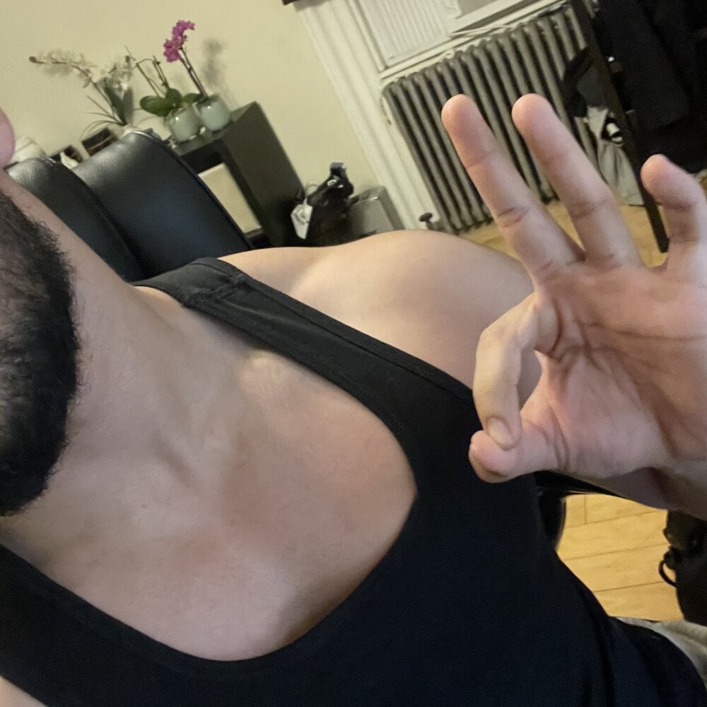 ryan_al_raisi Chatroom
