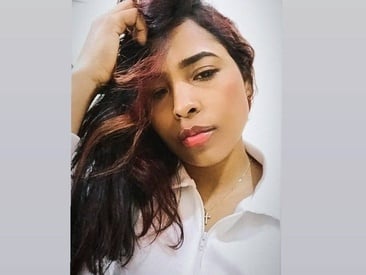 sabrina-roosa
