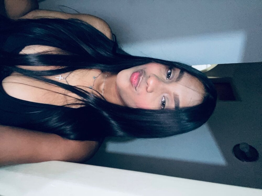 samantha475 Chatroom