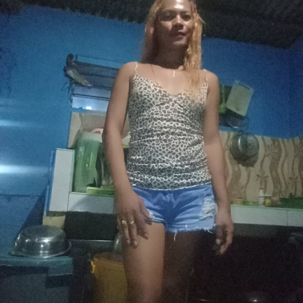 samanthaladyboy Chatroom