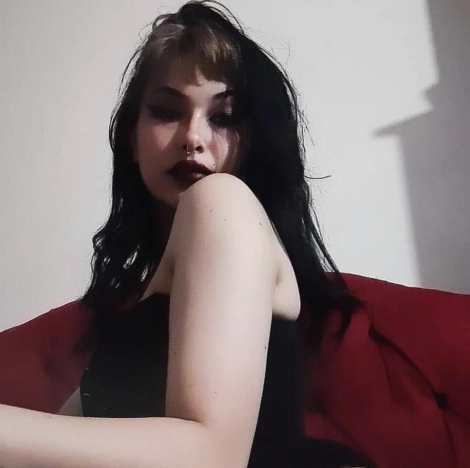 sandyluxury Chatroom