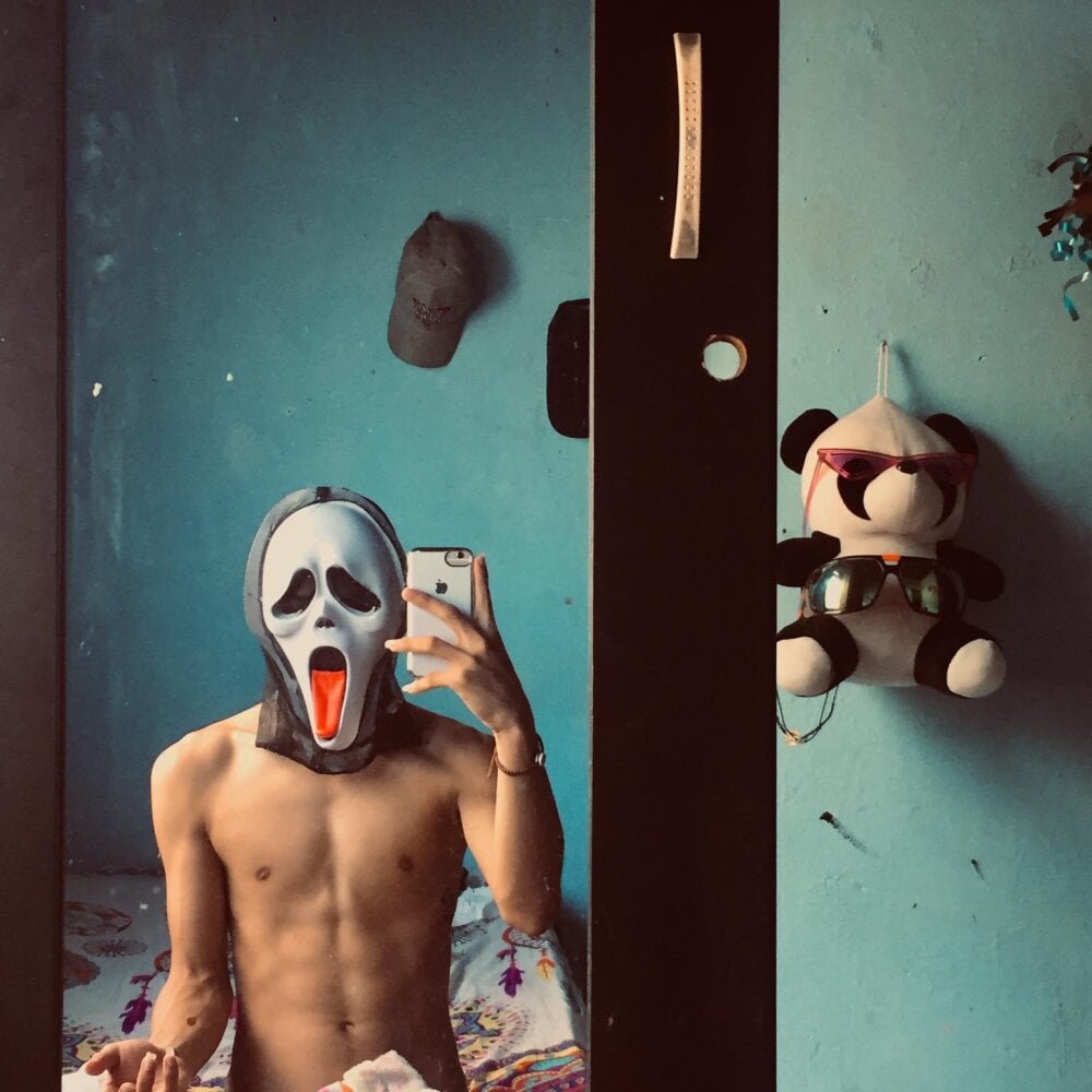 santi_blake Chatroom