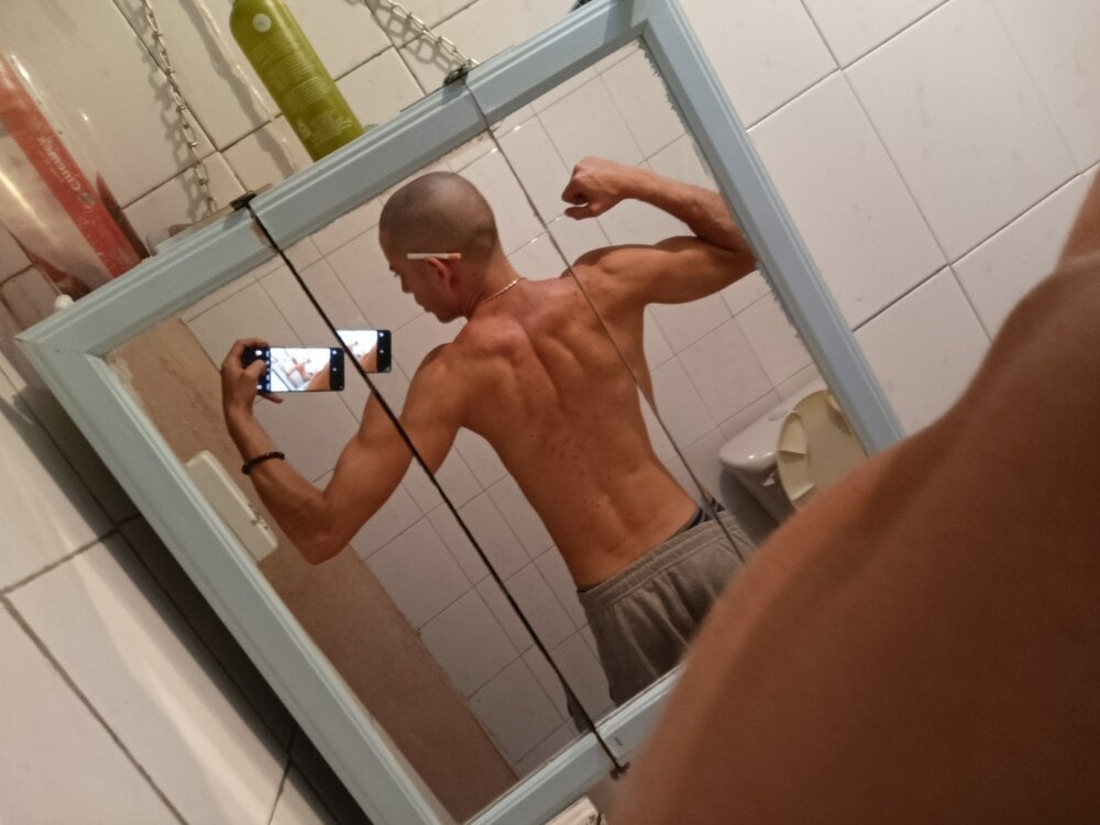 santosinsanta Chatroom