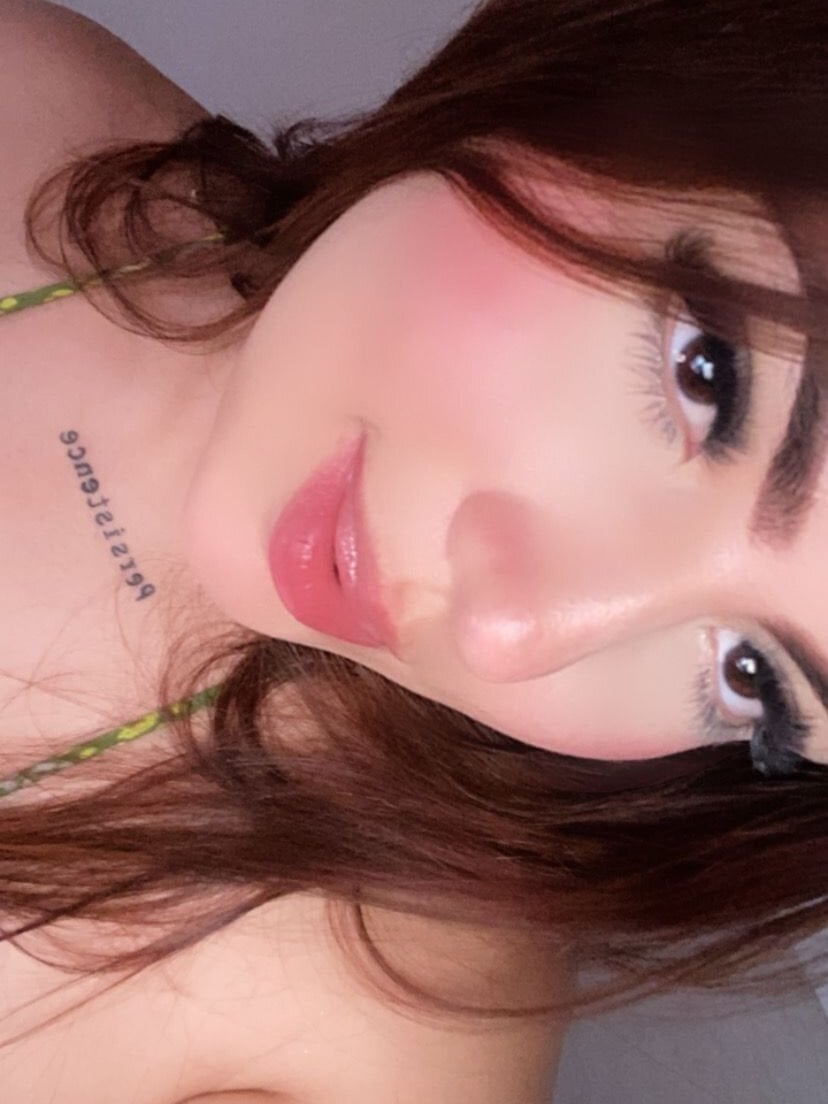 sarahrousse_ Chatroom