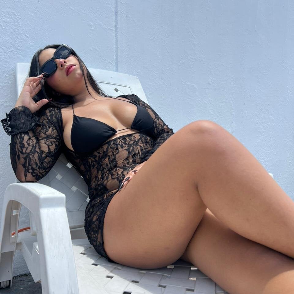 sarita_castillo Chatroom