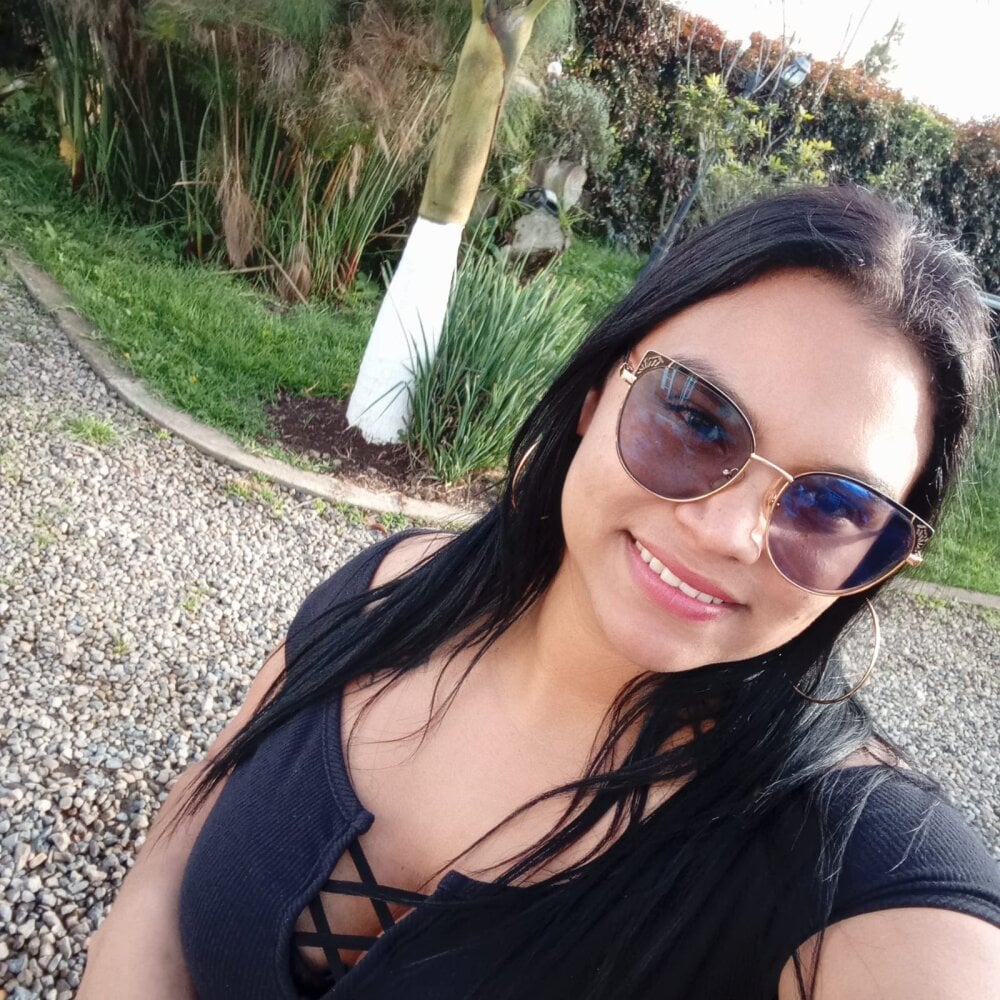 sarita_wild05_ Chatroom