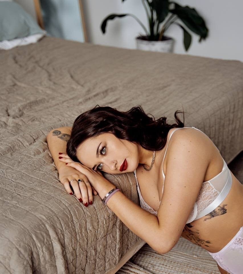 sasha_strip Chatroom