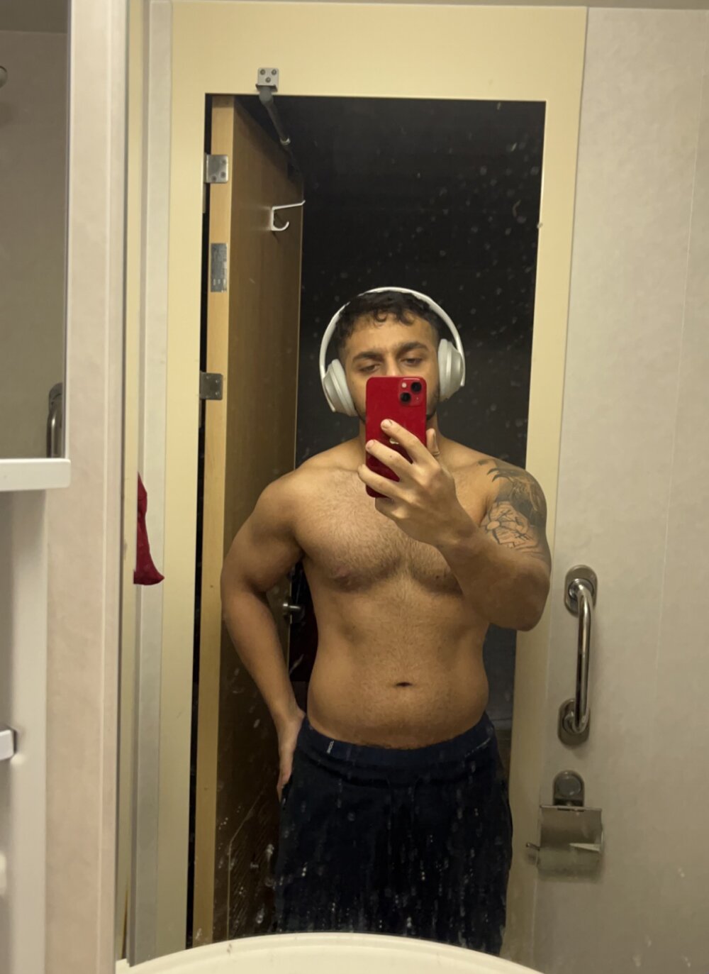 savyguy69 Chatroom