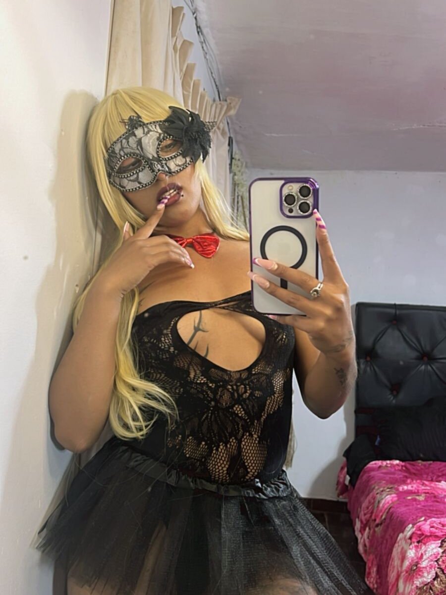 scarlethRuby Chatroom