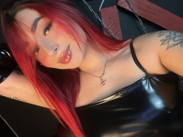 scarlett-collinss