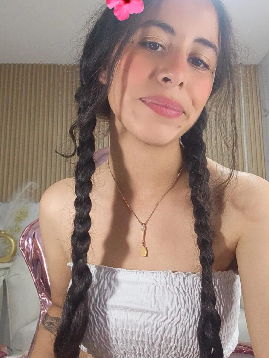 scarlett_clyde Chatroom