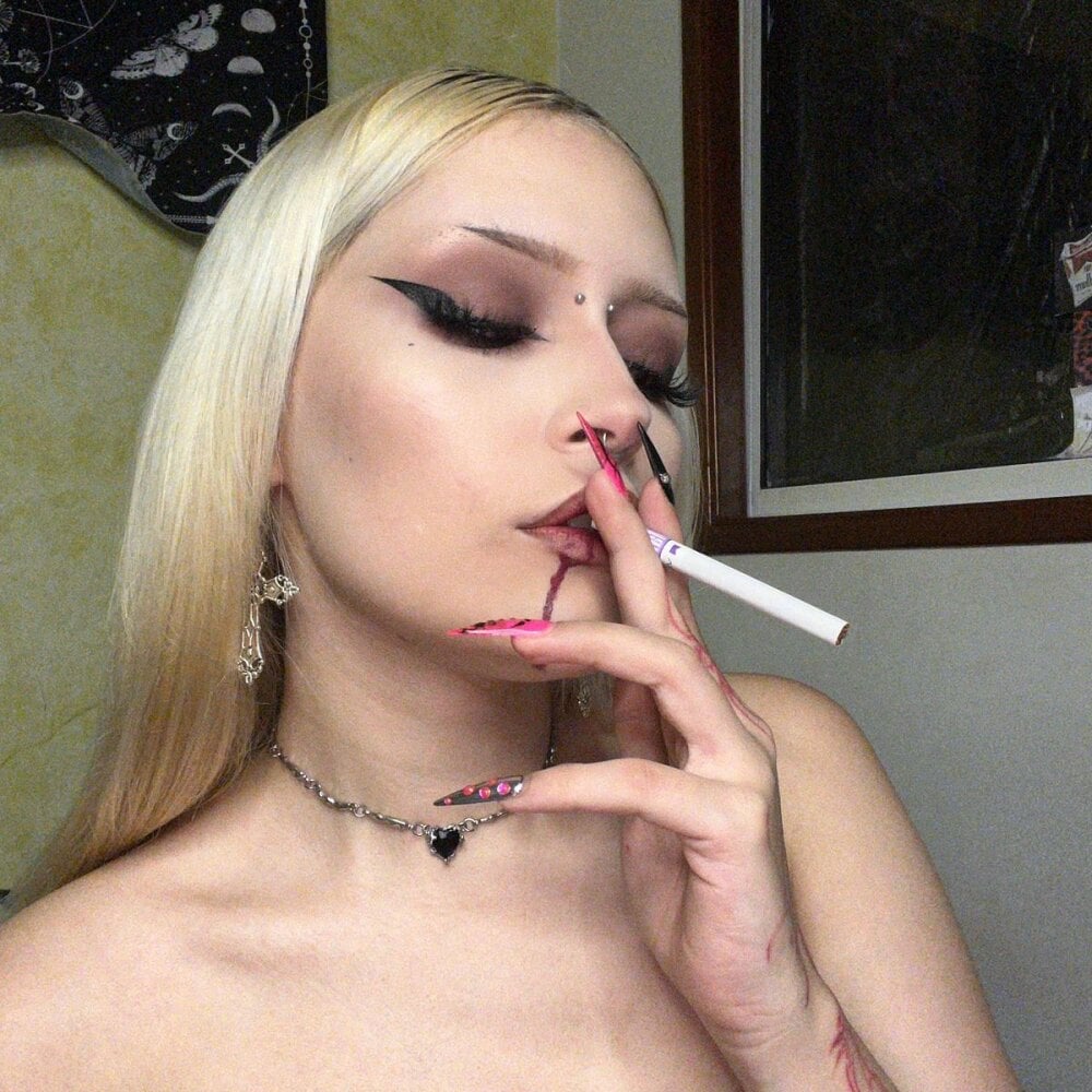 scorpiogyal Chatroom