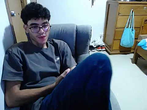 sebasdear6 Chatroom